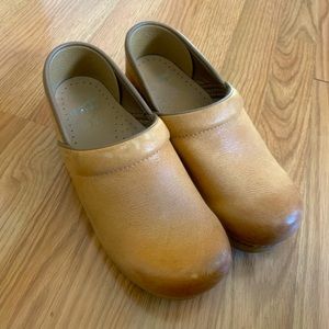 Dansko Professional Honey Distressed Clogs